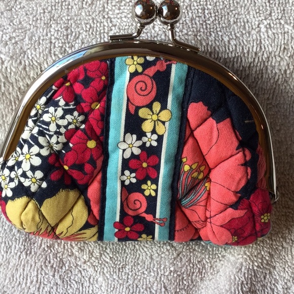 VERA BRADLEY BAG and COIN PURSE 🌻🌼🌷🥀💐🌸🌹🌺🌻 - Picture 6 of 8